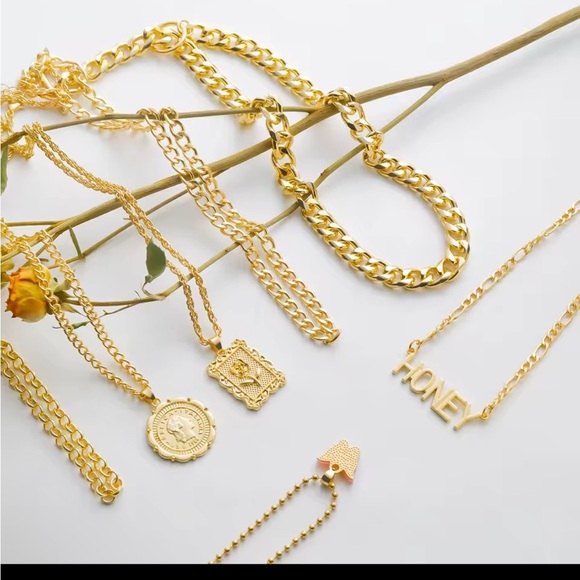 Gold Layered Necklace Set
0430 - Picture 4 of 6